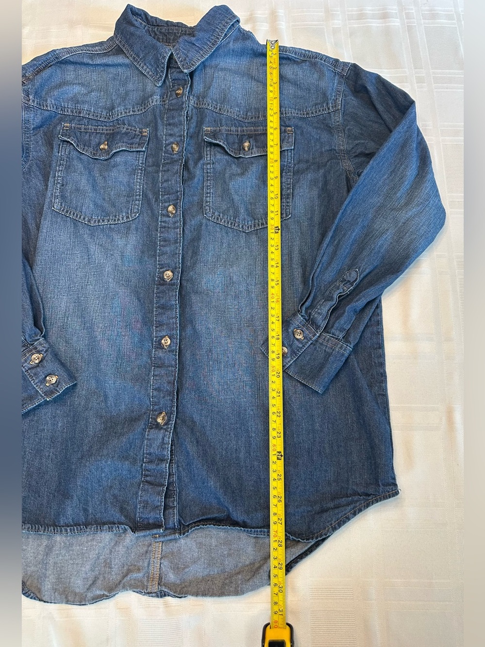 Sofia Vergara‎ Women's Medium Boyfriend Oversized Blue Tunic Shirt Denim Button - Picture 4 of 7
